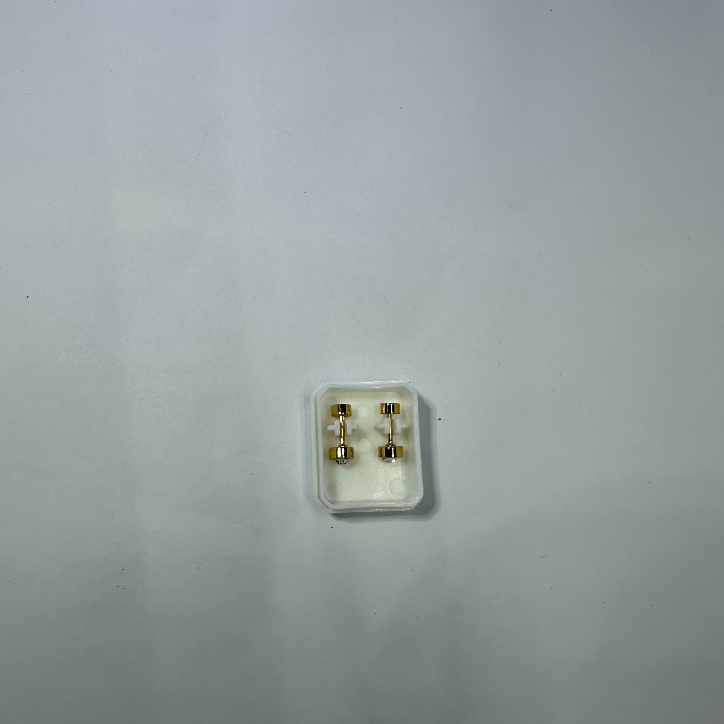 Diamond tops pair of two golden