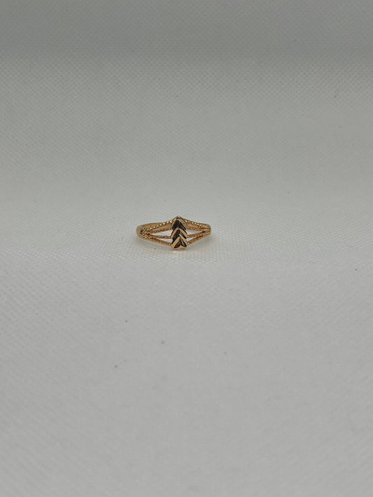 Elegant Gold Ring