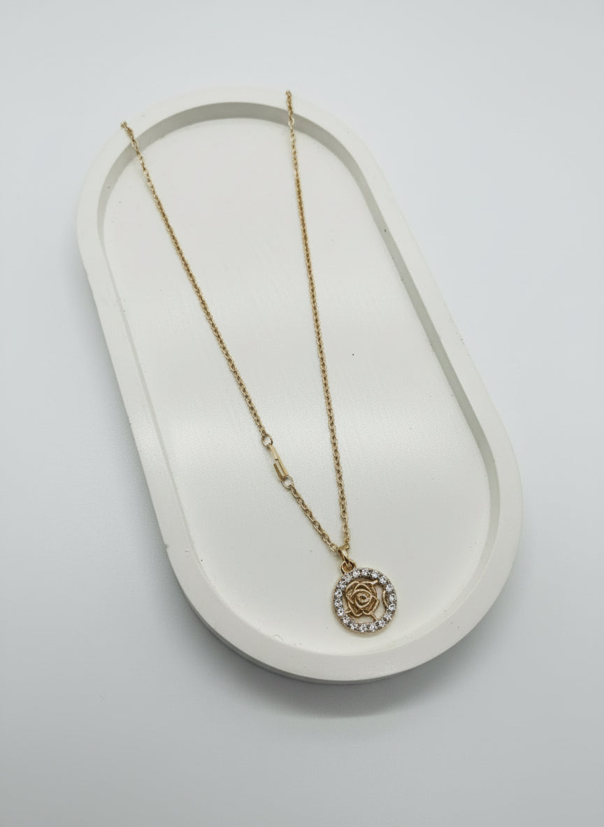 Golden Bloom Circle Necklace