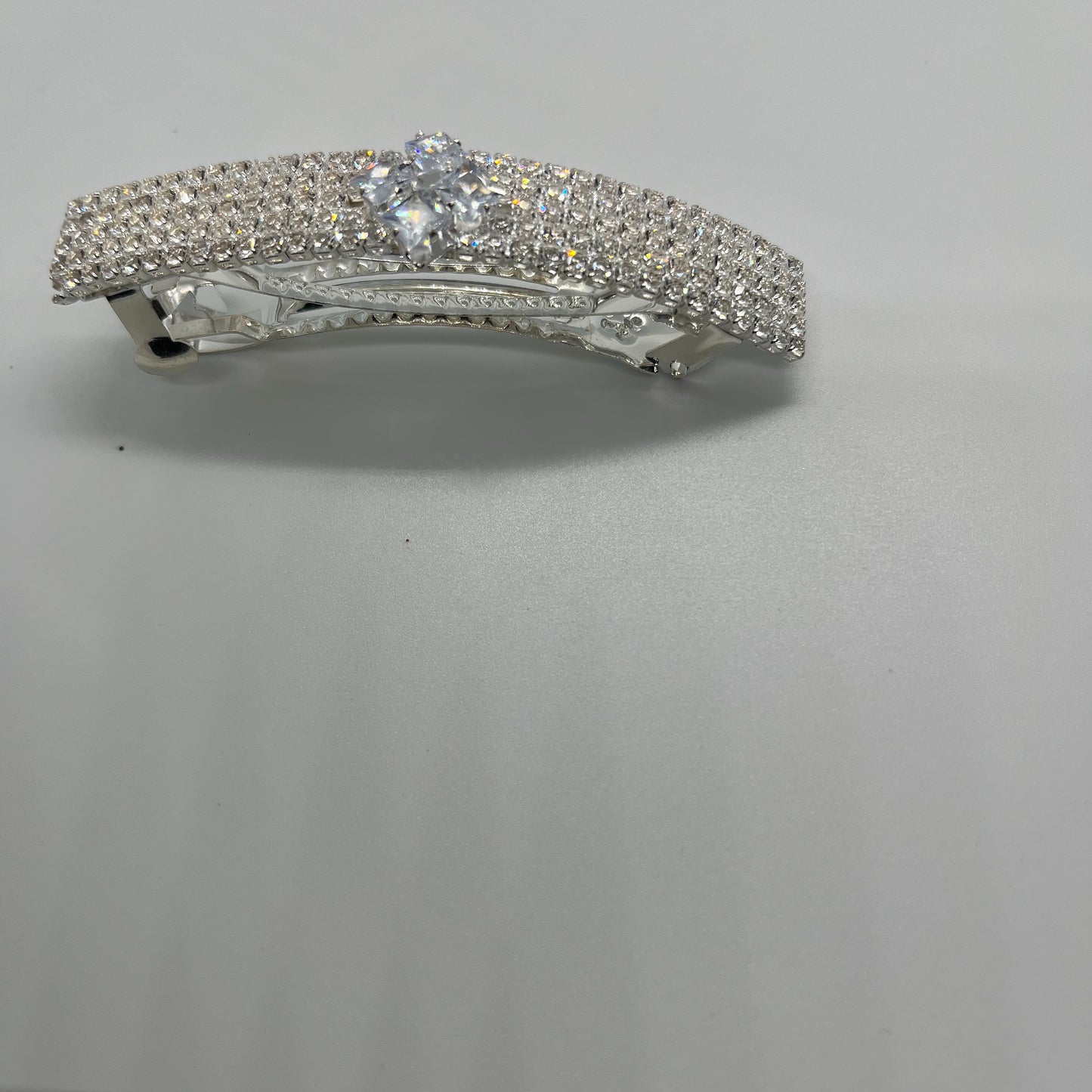 Sweet Pearl Rhinestone Butterfly Glisten Clip Back Head Korea