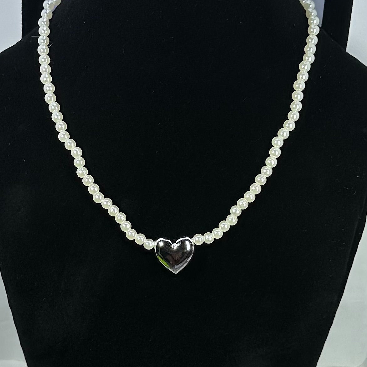Vivienne Westwood Mini Heart Orb Silver Pearl Necklace Choker