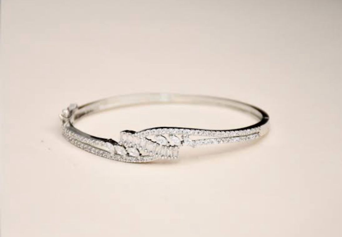 Elegant CZ Marquise and Round Cut Bracelet