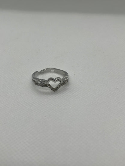 Elegant Heart Shape Silver Ring