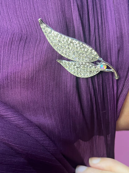 Leave Style Brooch