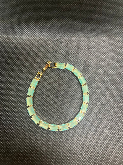 Wondrous Green Ovals Bracelet