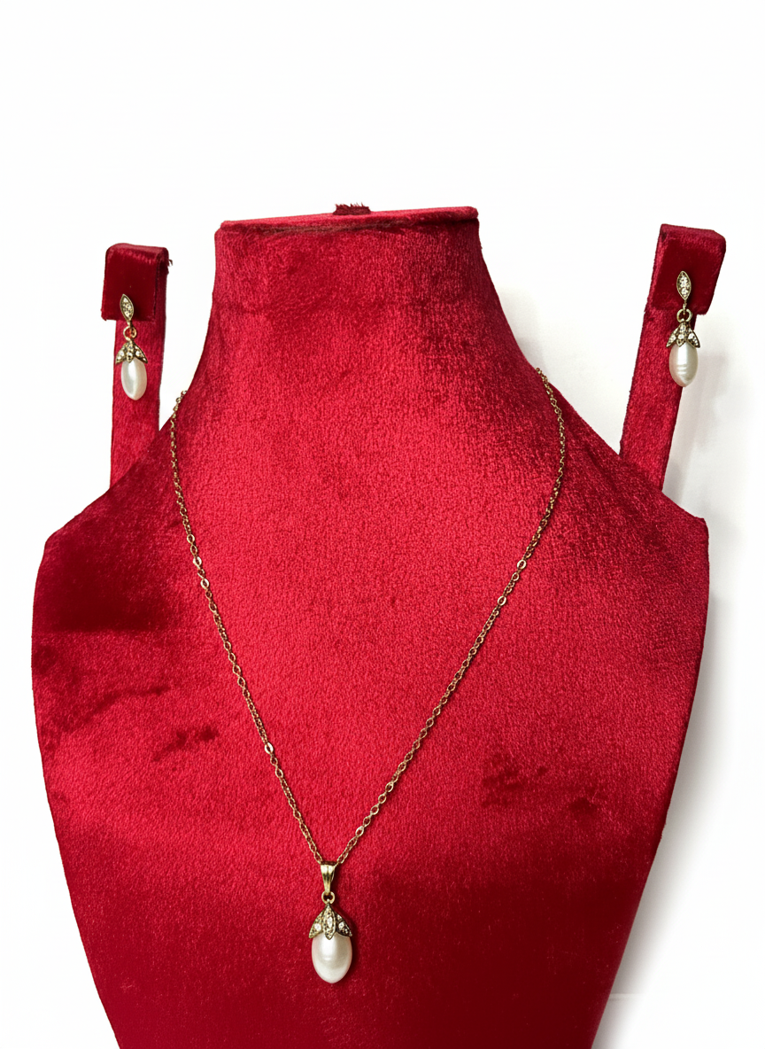 Radiant Frost Teardrop Necklace and Earrings Set