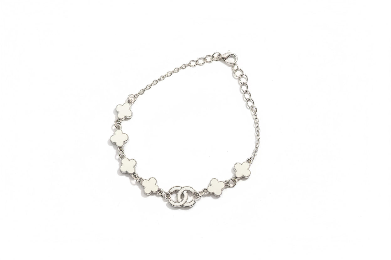 Four leave clover White Bracelet