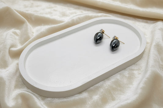 Black onyx teardrop stud earrings